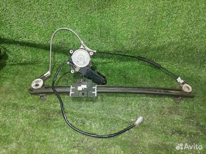 Стеклоподъемник передний левый Suzuki Escudo TA01W