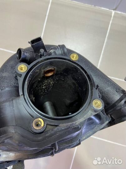 Впускной коллектор Porsche Cayenne 1