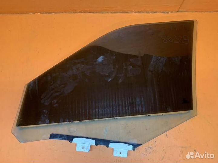 Стекло двери переднее правое Ford Explorer U502