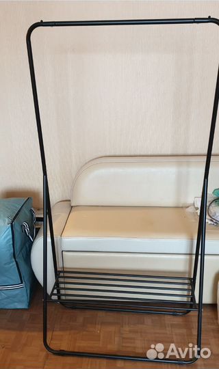 Подставки под цветы, вешалка напольная