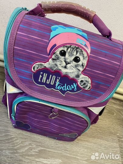 Рюкзак школьный