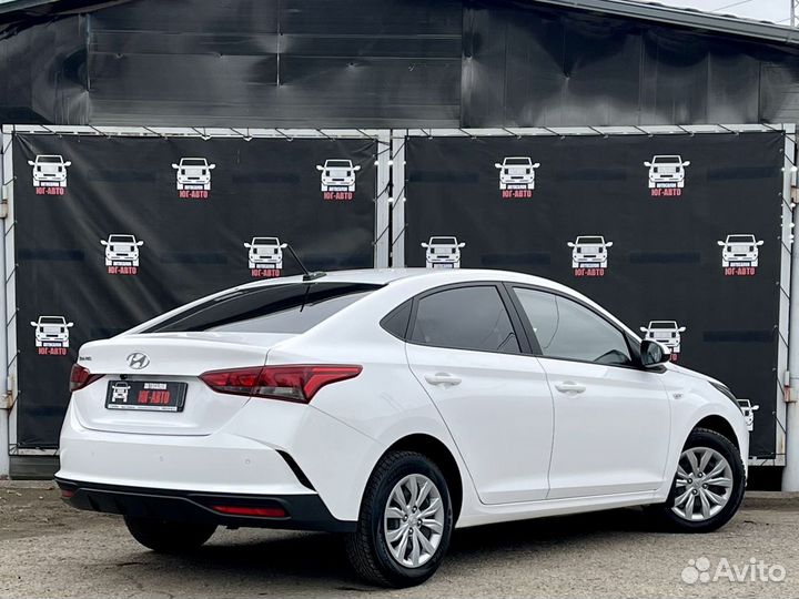 Hyundai Solaris 1.6 AT, 2022, 17 404 км