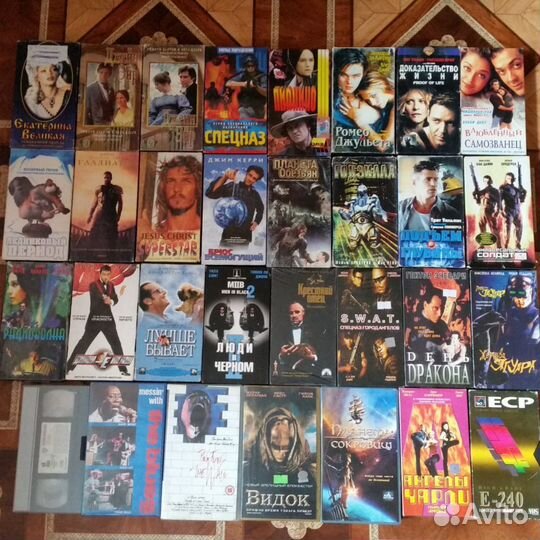 VHS-Кассеты с фильмами