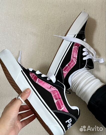 Кеды Vans Knu Skool x Peaches