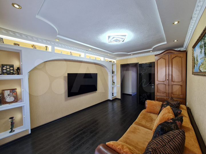 3-к. квартира, 56 м², 2/10 эт.