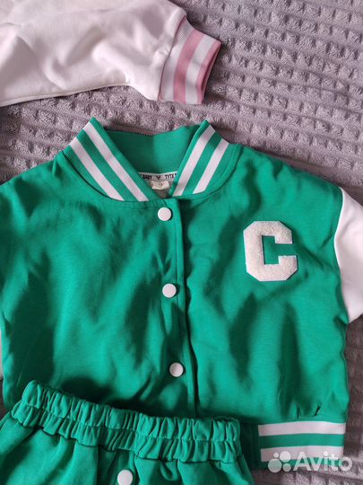 Бомбер на девочку