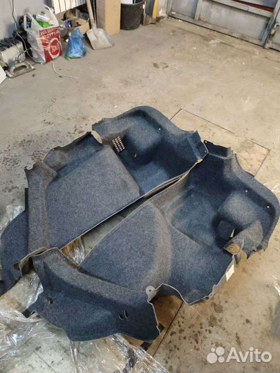 Обшивка багажника Поло седан