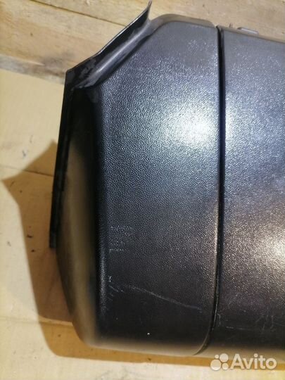 Бардачок Mazda 3