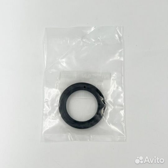 Сальник первичного вала АКПП Nissan