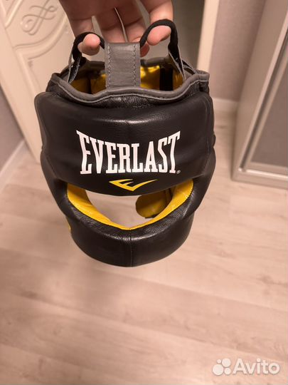 Боксерский шлем everlast с бампером