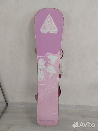 Сноуборд с креплениями женский 145 см
