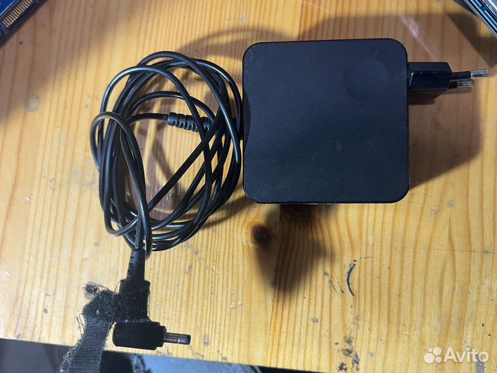 Оригинал блок питания lenovo 20v 3.25a 65w