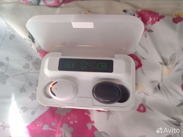 Продам кейс для наушников