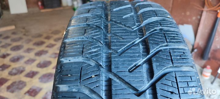 Pirelli Winter 190 Snowcontrol 205/55 R16