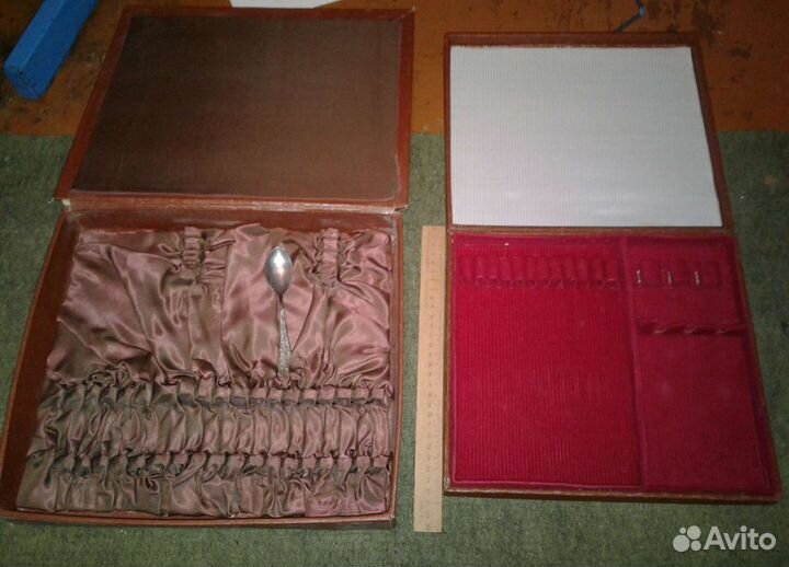 Коробка «Новинка набор столовый», СССР винтаж