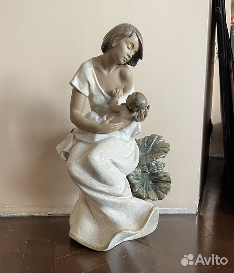 Статуэтка lladro фарфоровая