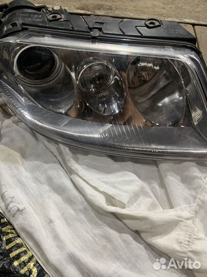 Фара правая volkswagen touareg с дефектом