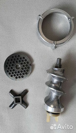 Детали кухонного комбайна mum4