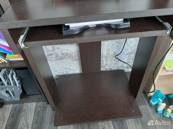 Компьютерный стол