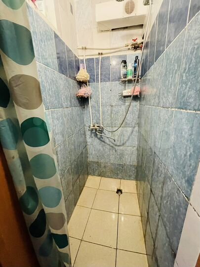 Комната 13 м² в 5-к., 4/5 эт.