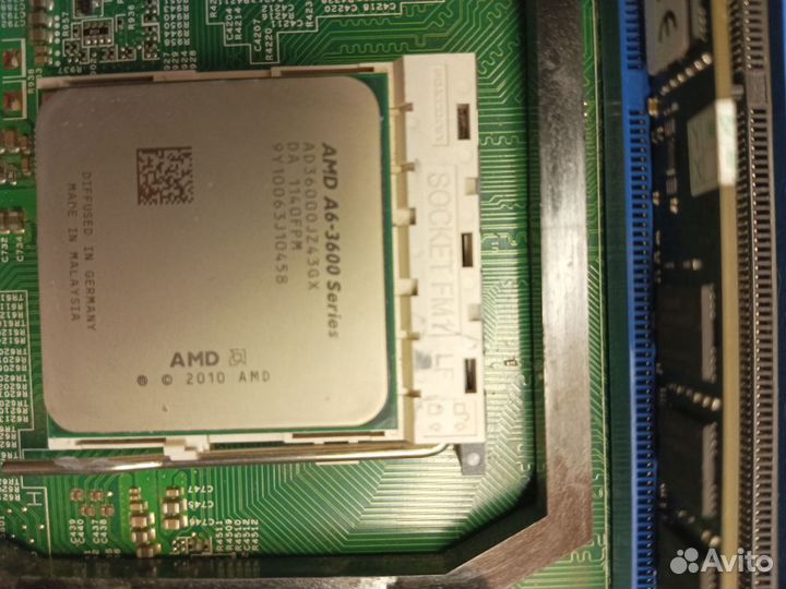 Материнская плата Acer(FM1)с процессором и памятью