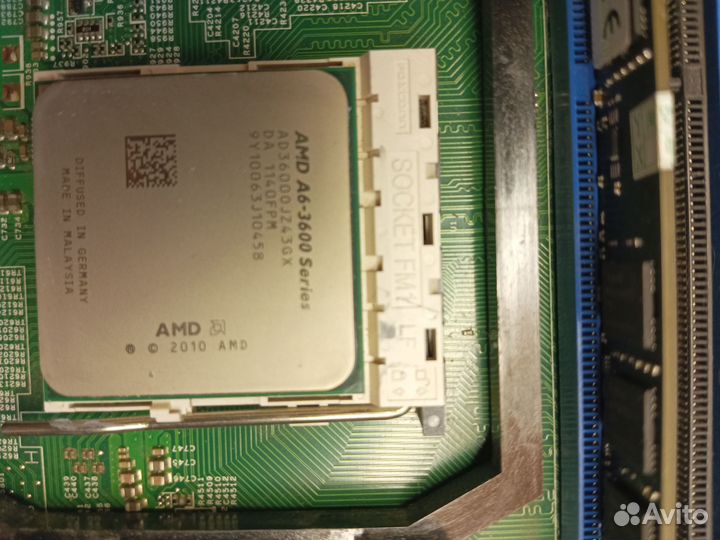 Материнская плата Acer(FM1)с процессором и памятью