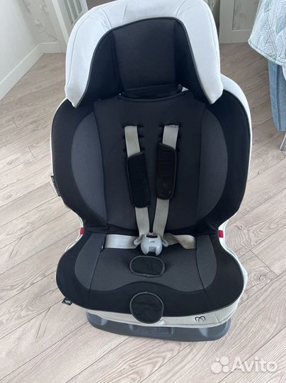 Детское автокресло Carmate Ailebebe Swing Moon