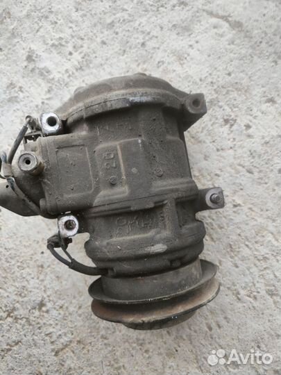 Компрессор кондиционера Тойота Ленд крузер