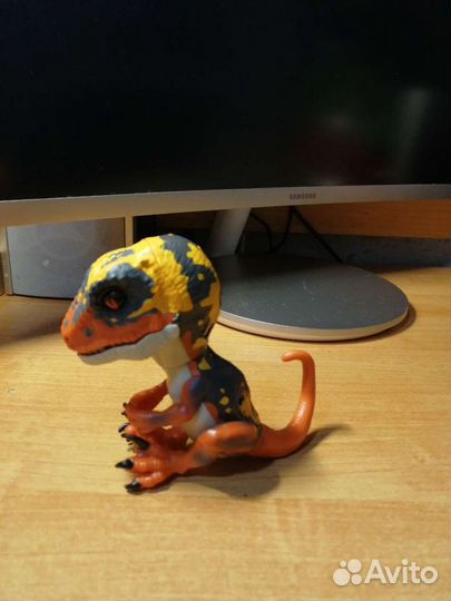 Робот-динозавр