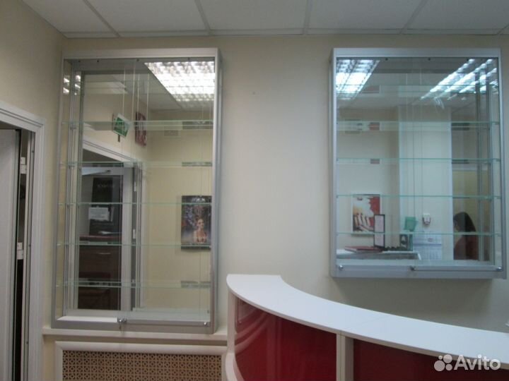 Витрины настенные