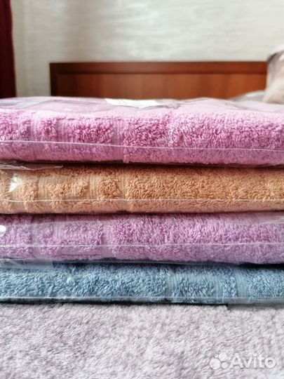 Полотенца новые