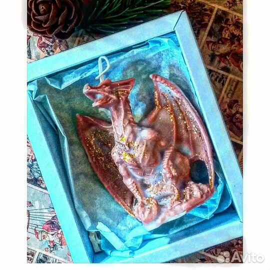 Свеча Дракон с крыльями