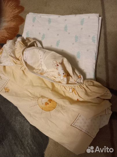 Простыни, наматрасник, одеяла, пододеяльники