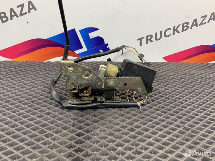 81626806121 Замки двери левой