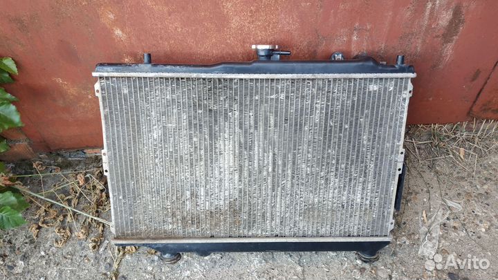 Радиатор в сборе на kia spectra/sophia