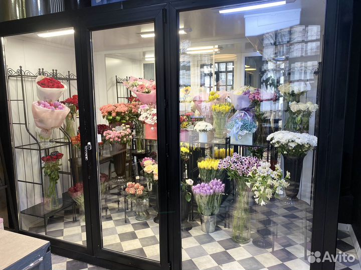 Готовый бизнес цветочный магазин