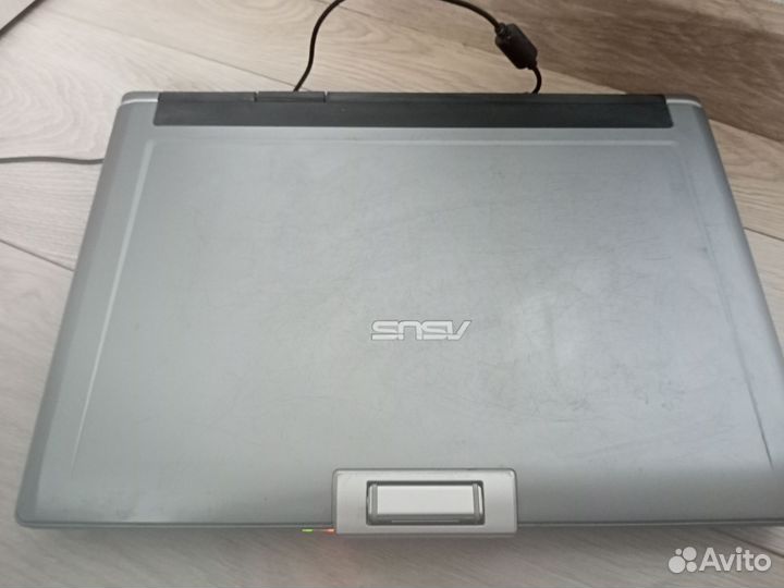 Ноутбук asus F5RL series