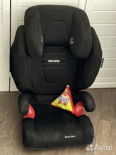Автокресло Recaro monza nova