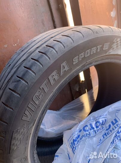 Maxxis Victra Sport SUV VS5 225/45 R17 и 245/45 R17 99Y