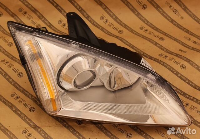 Фара правая ford focus 2 II RS 05-08 xenon