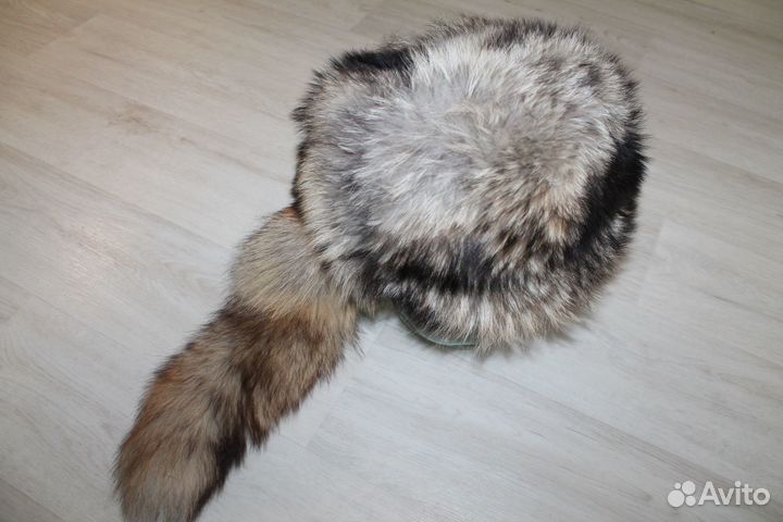 Шапка меховая с хвостом