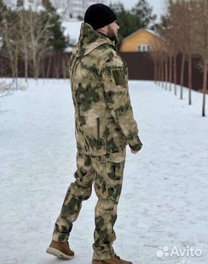 Демисезонный костюм Softshell. Зеленый мох