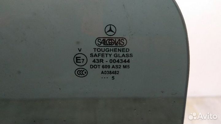 Стекло двери задней левой Mercedes-Benz G463 / W463