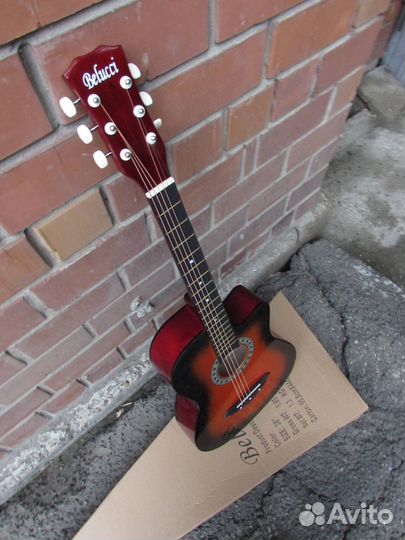 Гитара акустическая