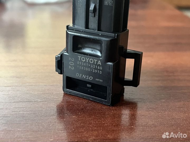 Датчик парктроника Toyota