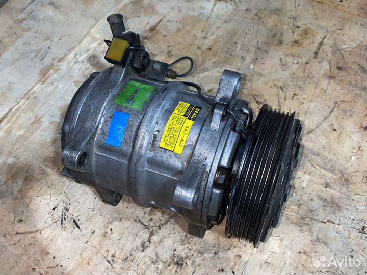 Компрессор кондиционера Volvo 2.5D