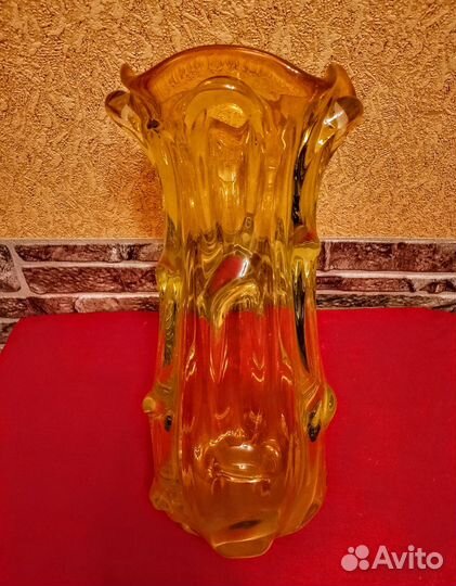 Вазы Европы