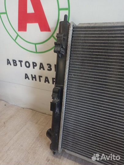 Радиатор охлаждения двигателя Mitsubishi Lancer 10