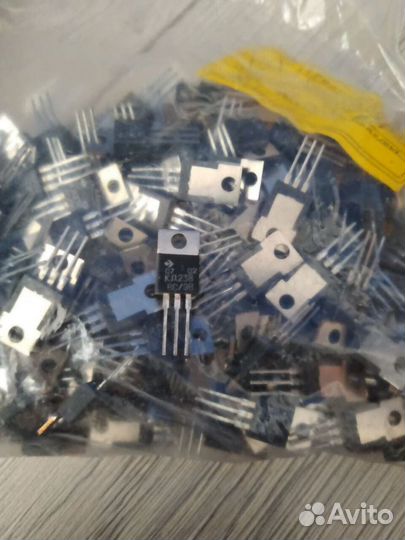 Стабилитроны Д818Г производства СССР