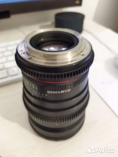 Объектив samyang 35 mm